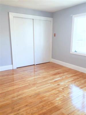 52 Woods Ave, West Somerville