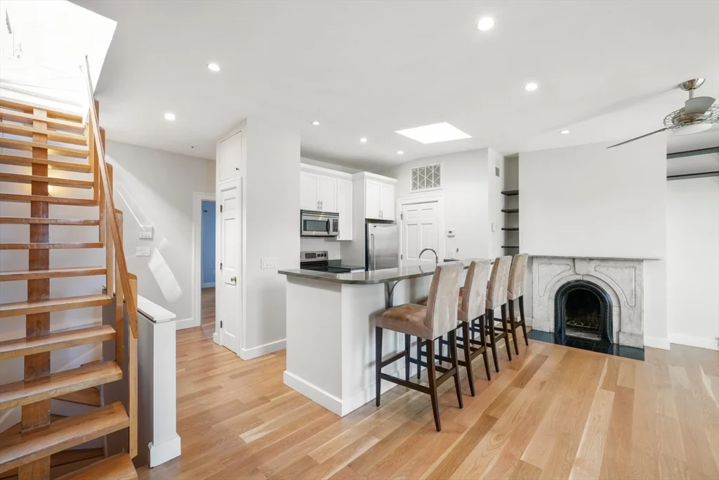 31 Concord Sq, South End
