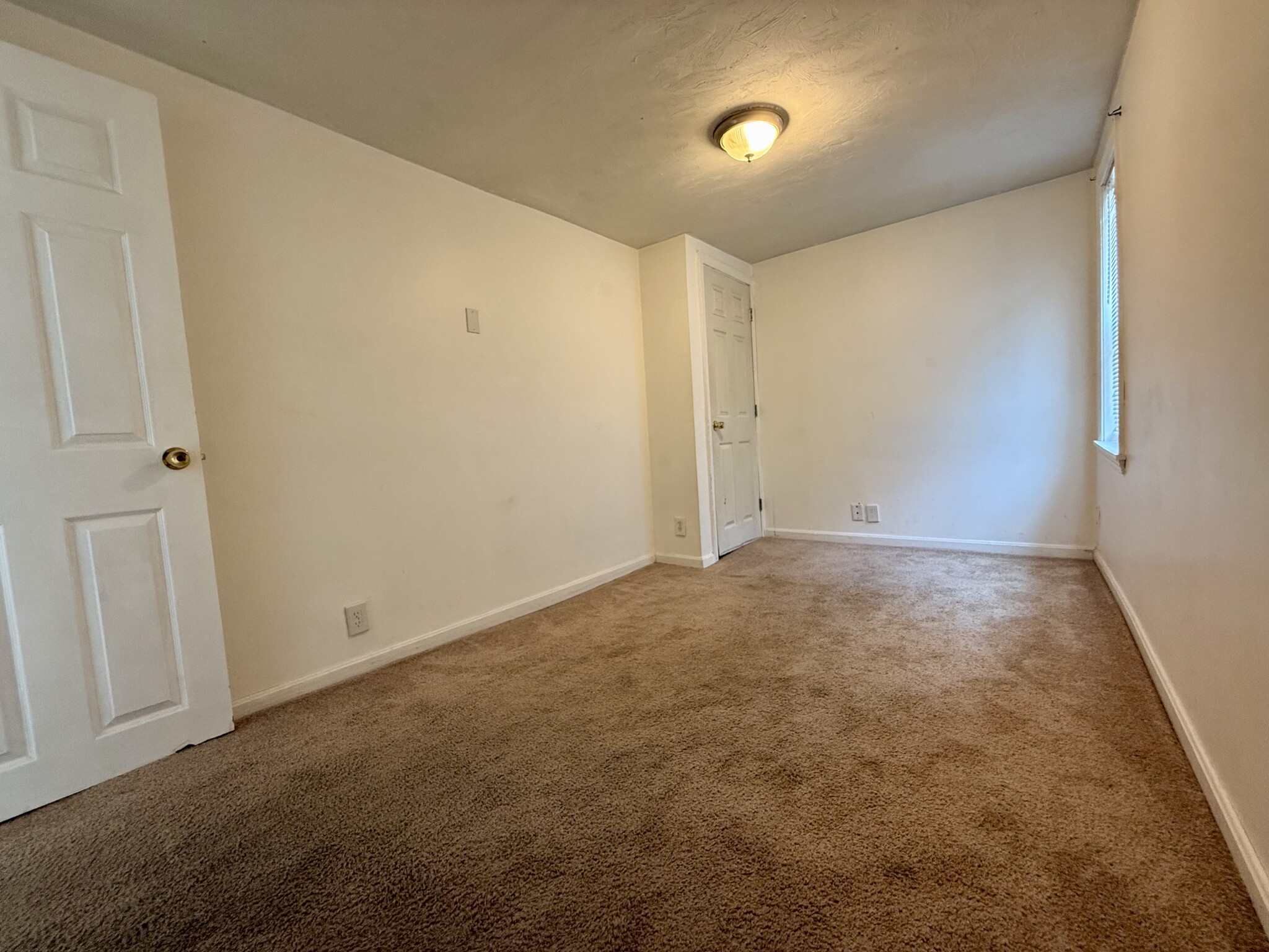 119 South St, Banks Square