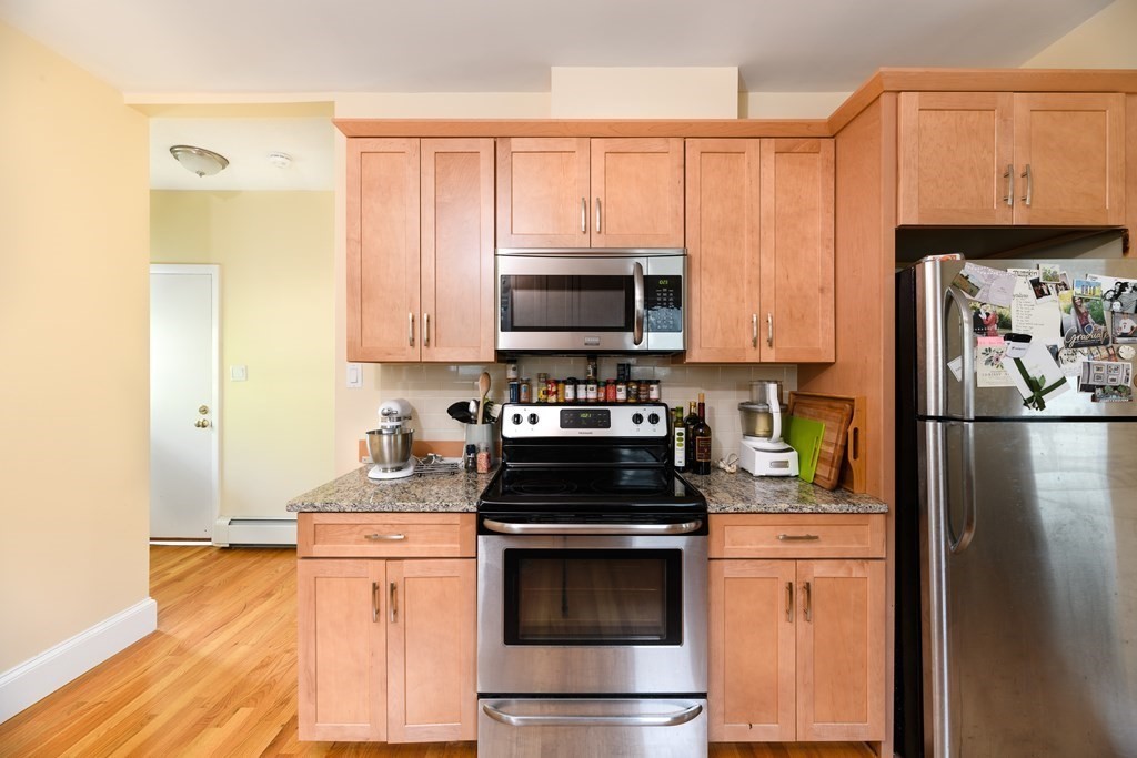 393 Washington St, Ward Two