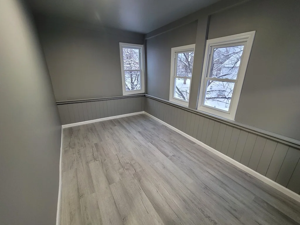 166 Northampton Ave, Springfield