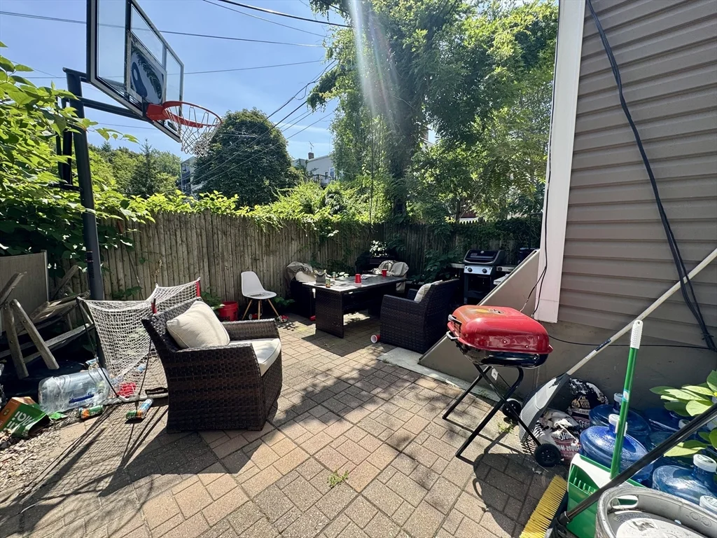 44 L St, South Boston