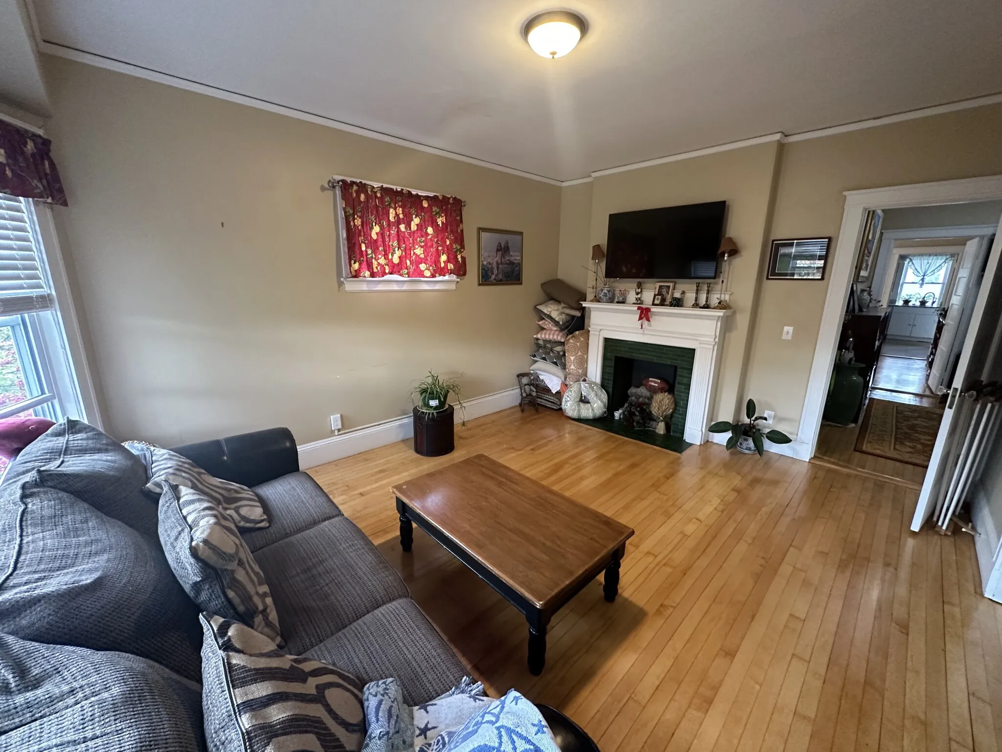 99 Lexington Ave, West Cambridge