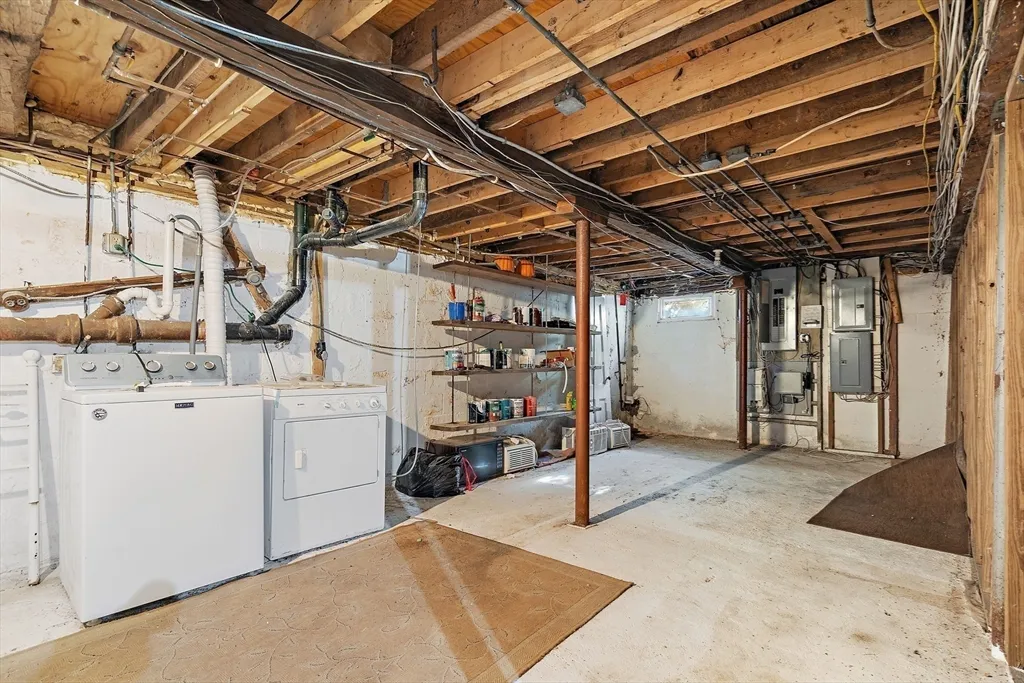 379 Concord Rd, Sudbury