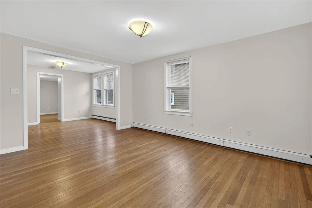 5-7 Linwood Ave, Wyoming