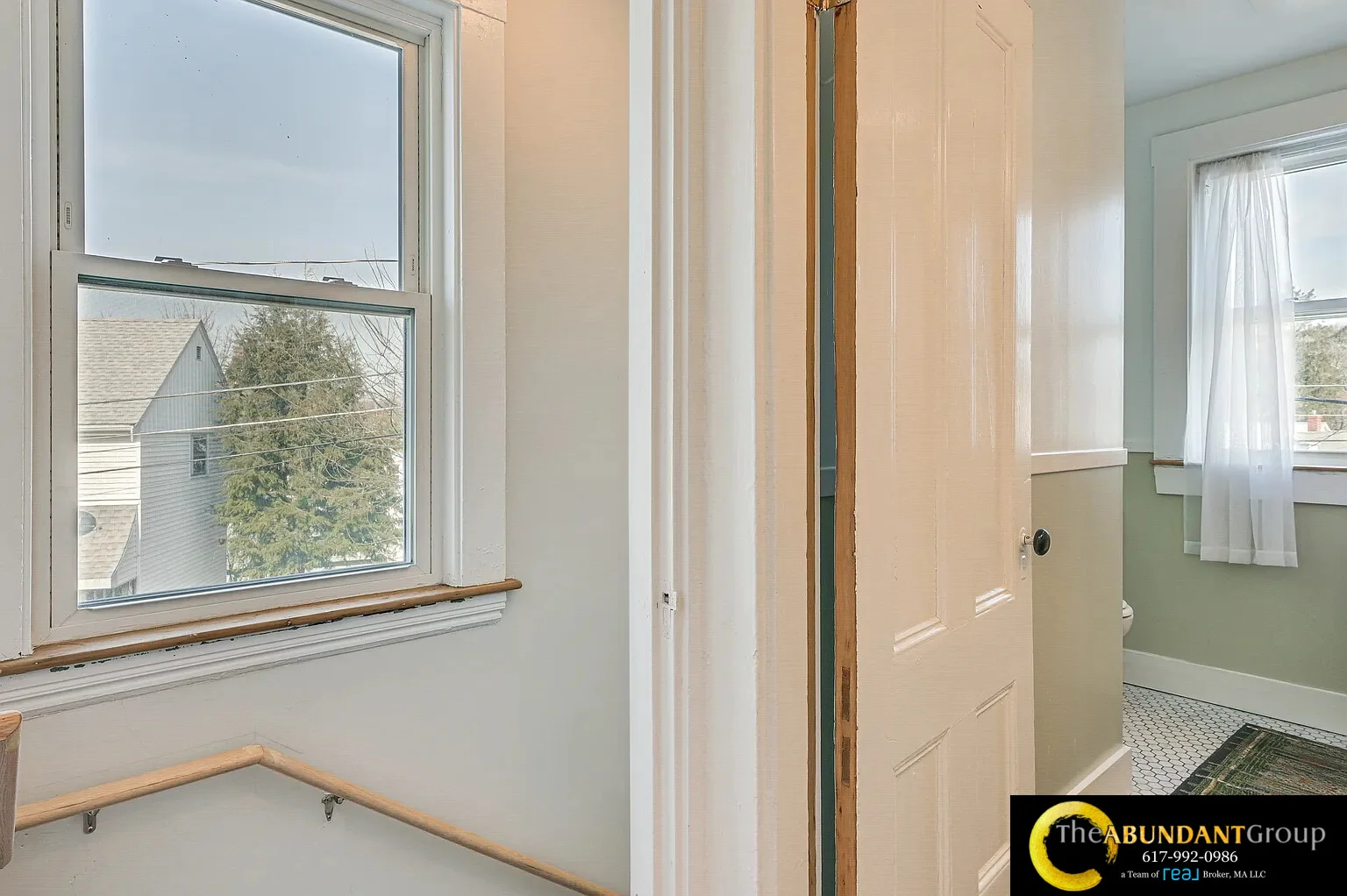 44 Cottage St, Watertown