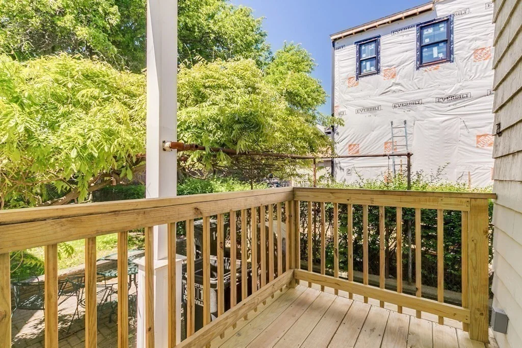 14 Evergreen, Winter Hill