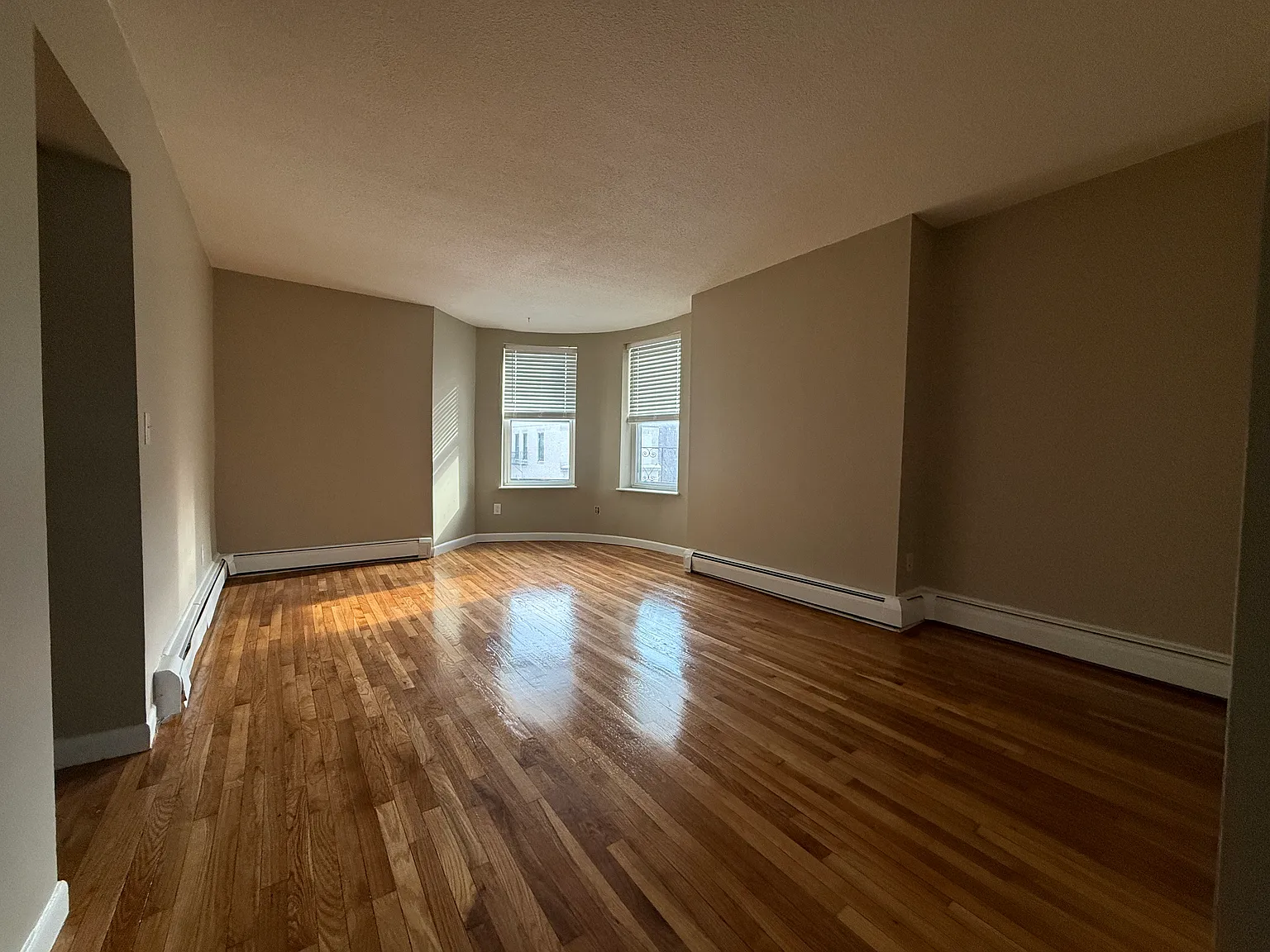 4 Albemarle Ct, Back Bay