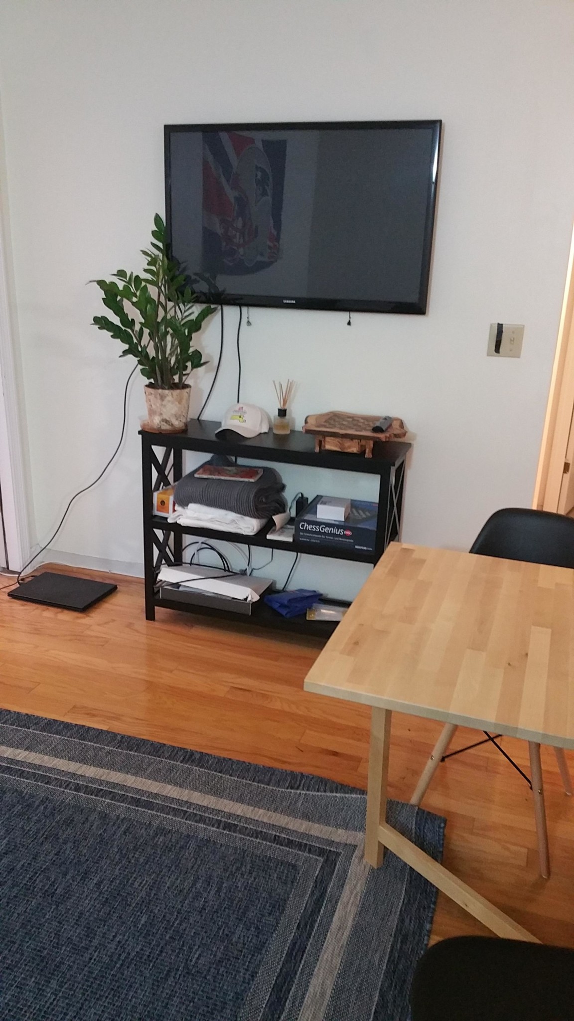 1933 Commonwealth Ave, Brighton