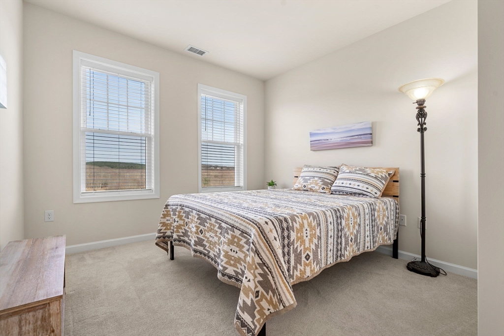 1410 Peters Farm Way, Westborough