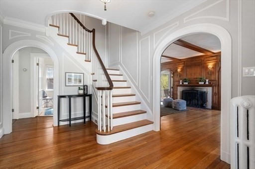 5 Hammond St, Chestnut Hill