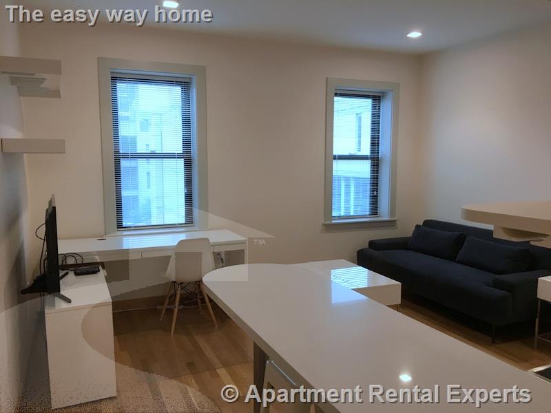 115 Mt Auburn St, Harvard Square