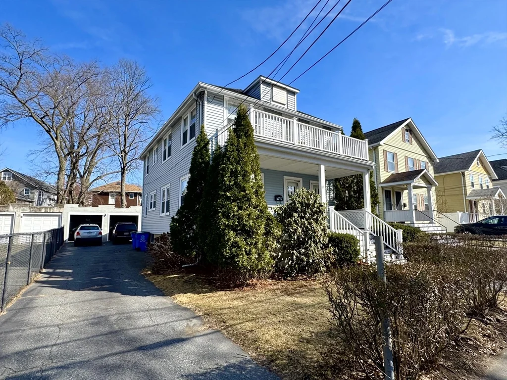 35 Flett Rd, Belmont