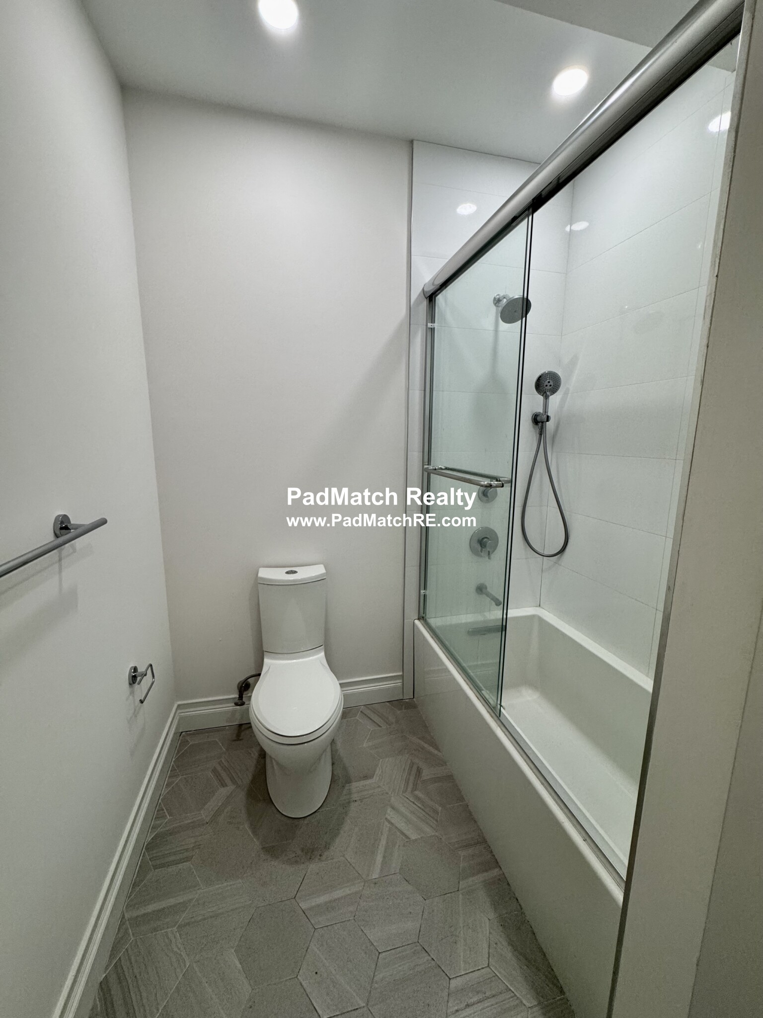 14 Mount Hood Rd, Brighton