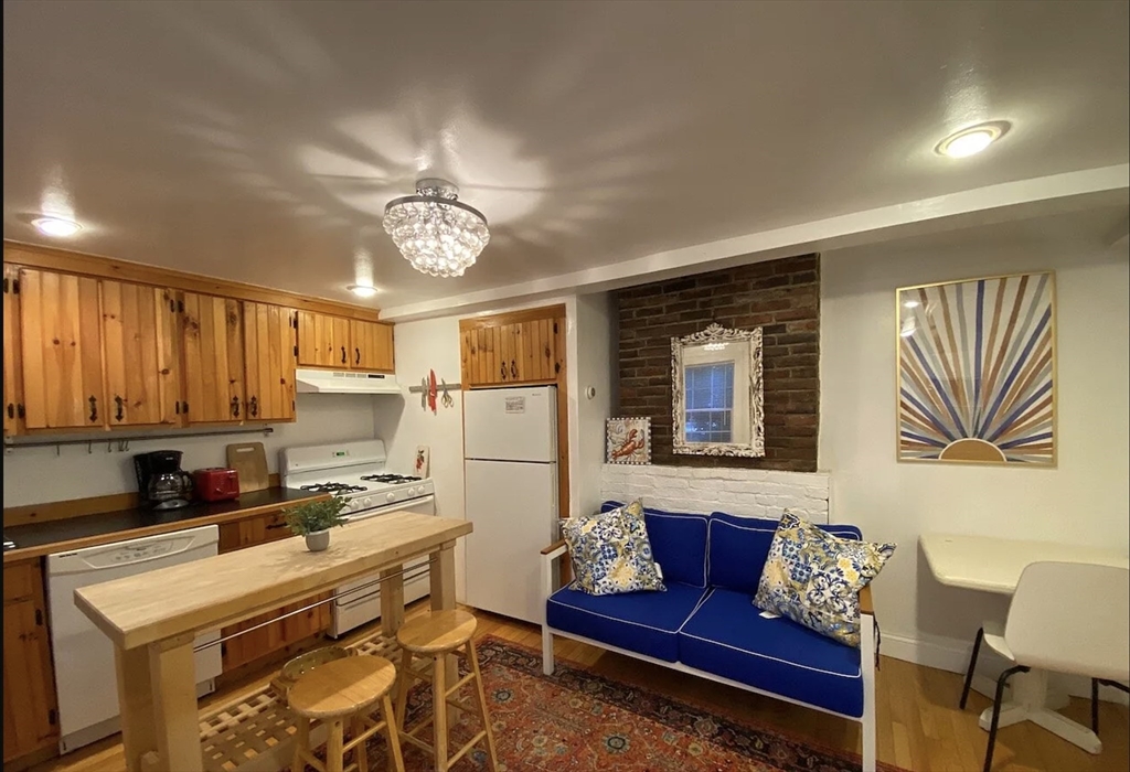 11 William St, Cambridgeport