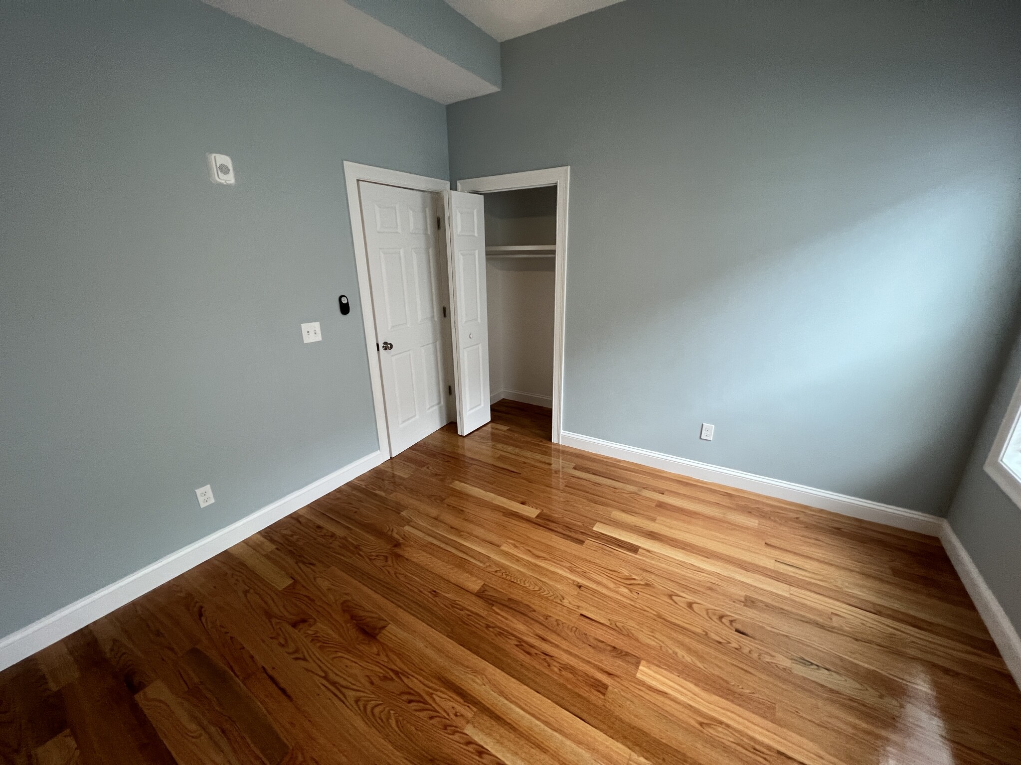 126 Cross St, East Somerville