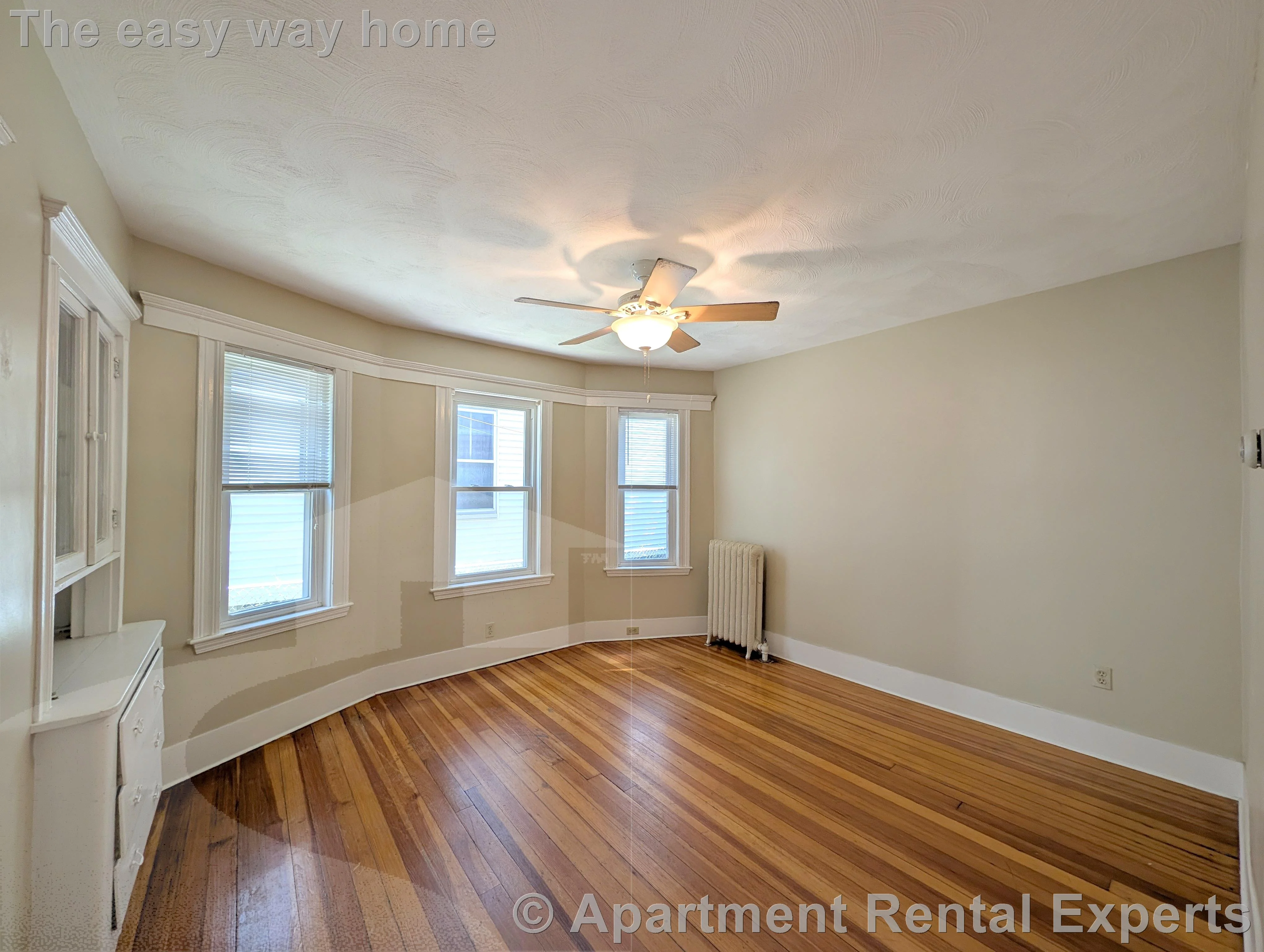79 Conwell Ave, Tufts