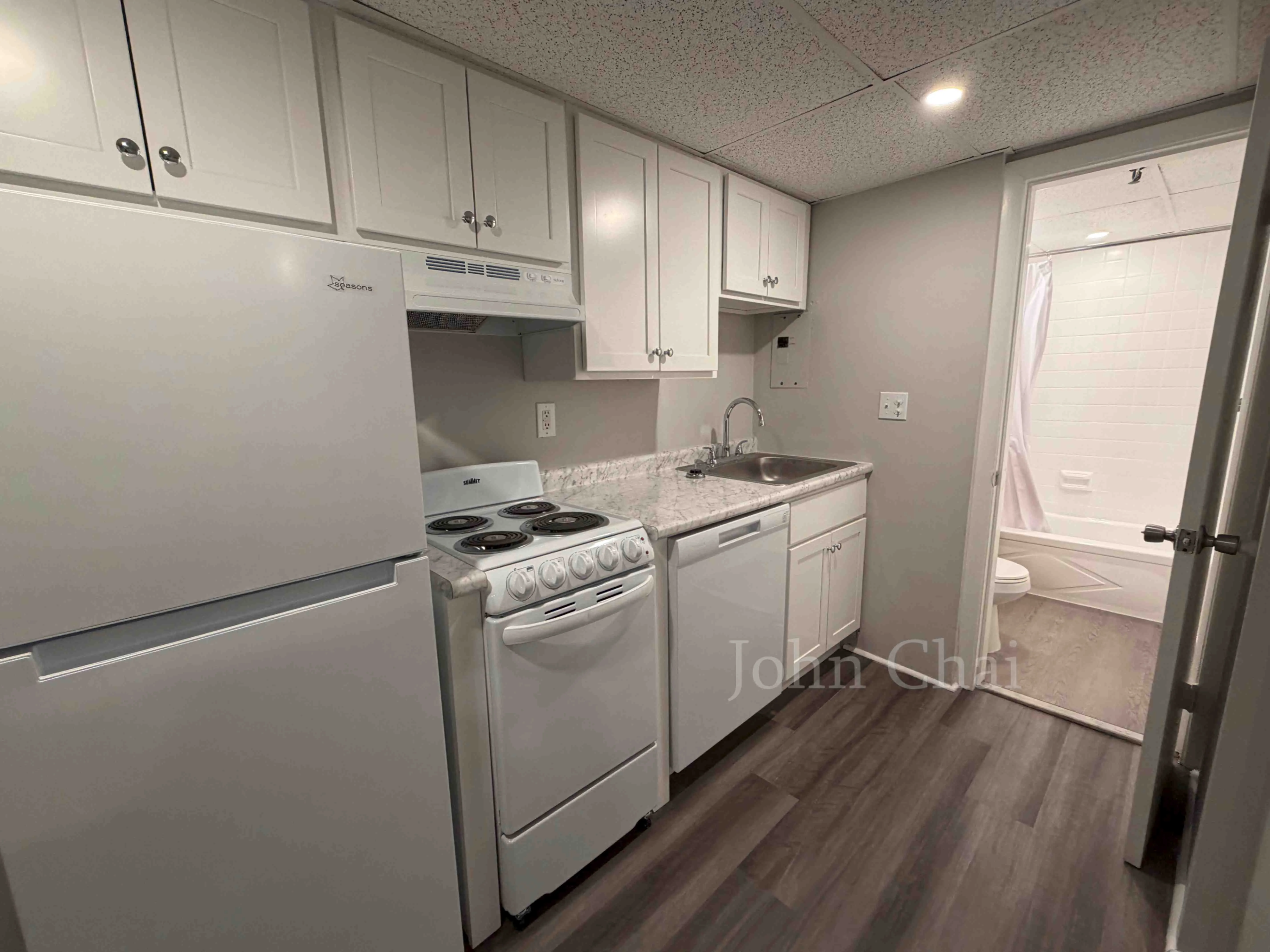 6 Saint Mark St, Jamaica Plain