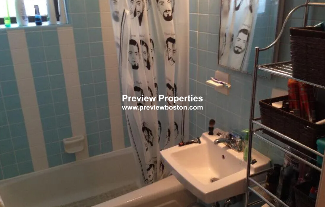 64 Brighton Ave, Allston