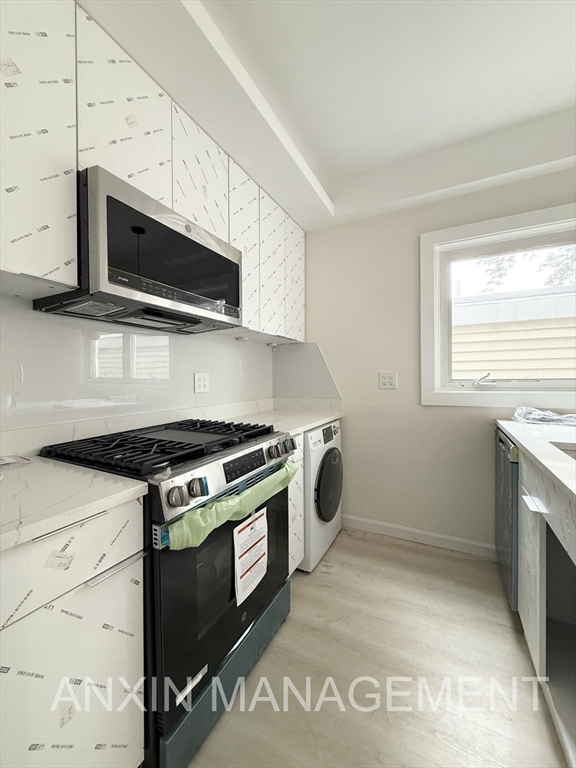 144H Spring St, East Cambridge