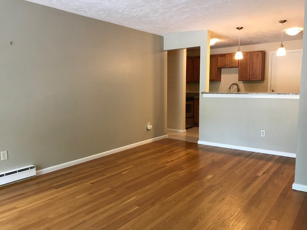 32 Hamilton Rd, Arlington