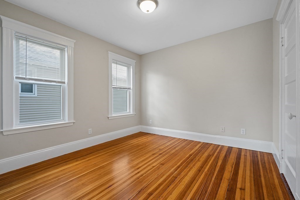 64 Creeley Rd, Belmont