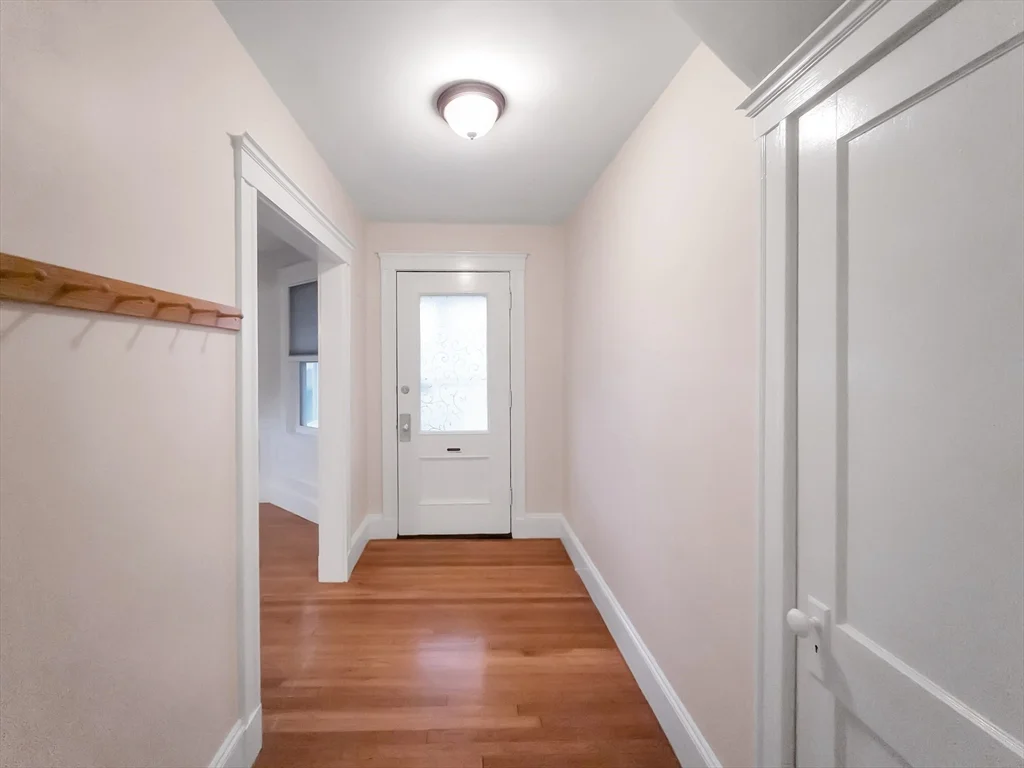 21 Bradwood St, Roslindale