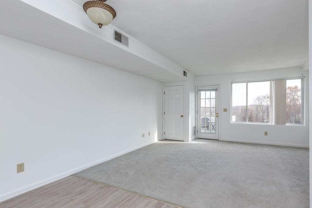 100 Merrimack Ave, Dracut