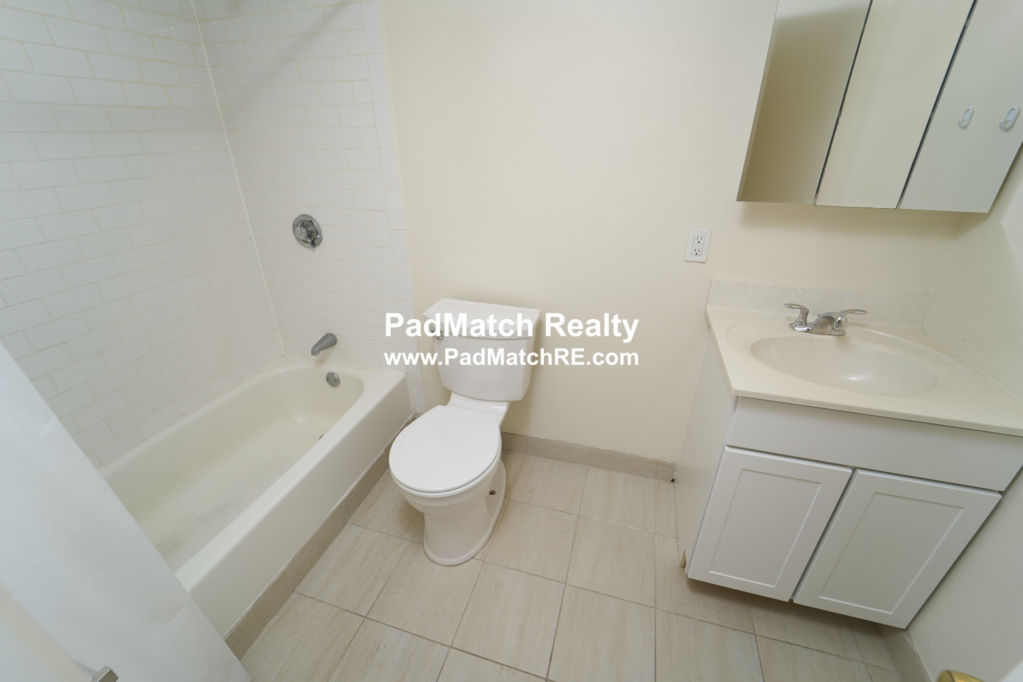 1126 Boylston St, Fenway