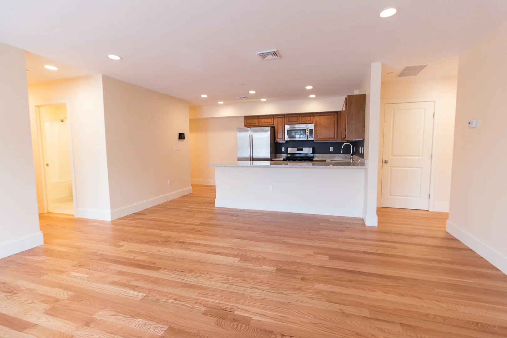 5165 Washington St, West Roxbury