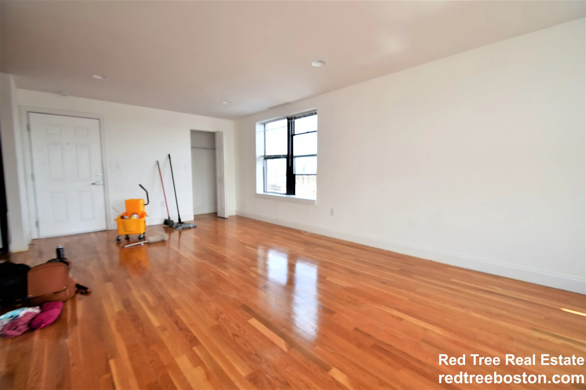 100 Jersey St, Fenway