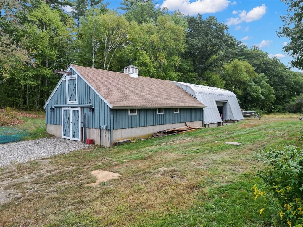 123 Pond St, Georgetown