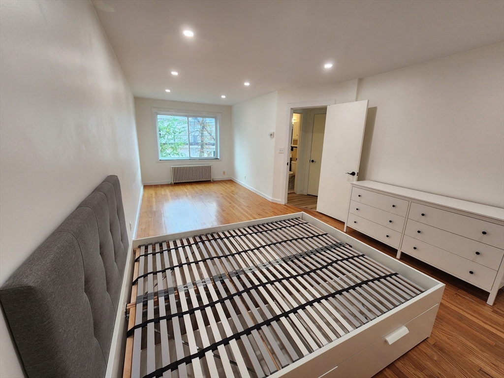 125 Pleasant St, Arlington