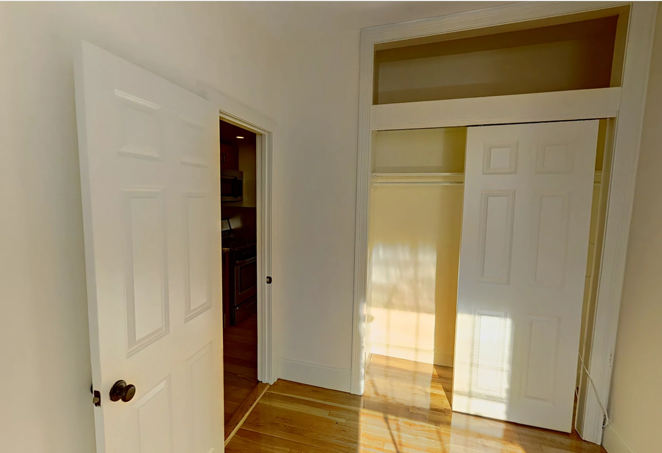 88 West Cedar St, Beacon Hill