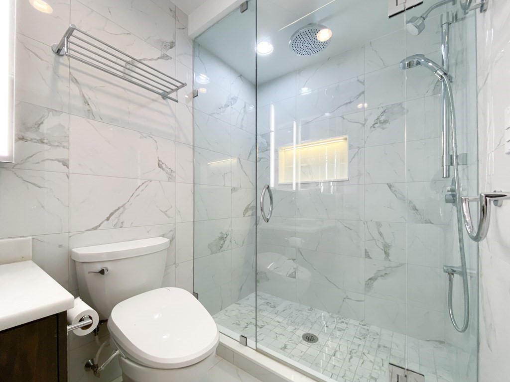 110 Stuart St, Back Bay