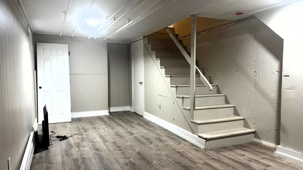 220 Hamilton St, Cambridgeport