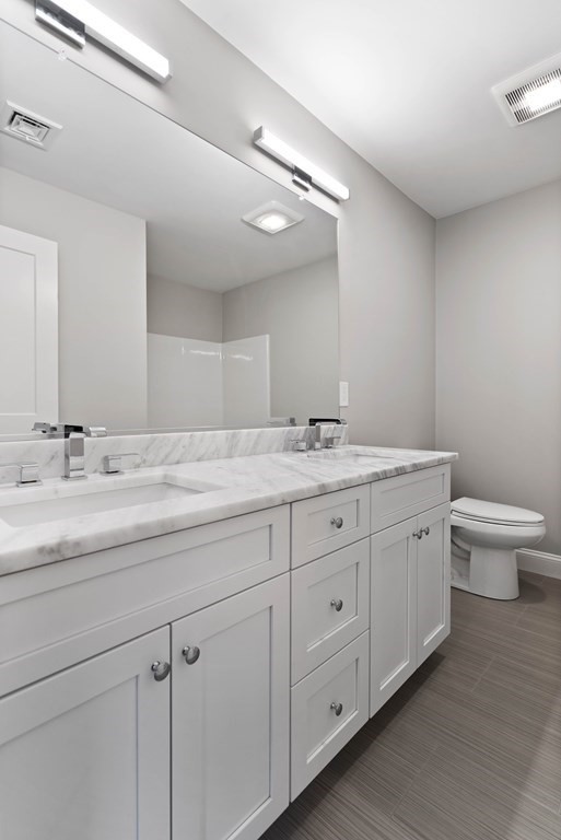 17 Monroe St, Norwood