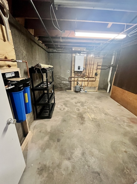 13 Columbine Rd, Worcester