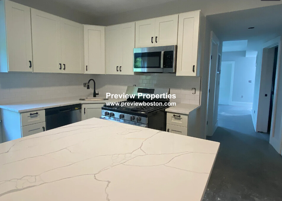 118 Marginal St, East Boston