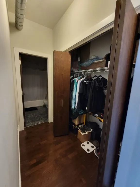 154 West 2nd St, South Boston