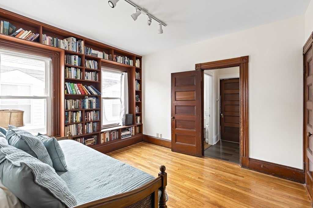 55 Main St, Somerville