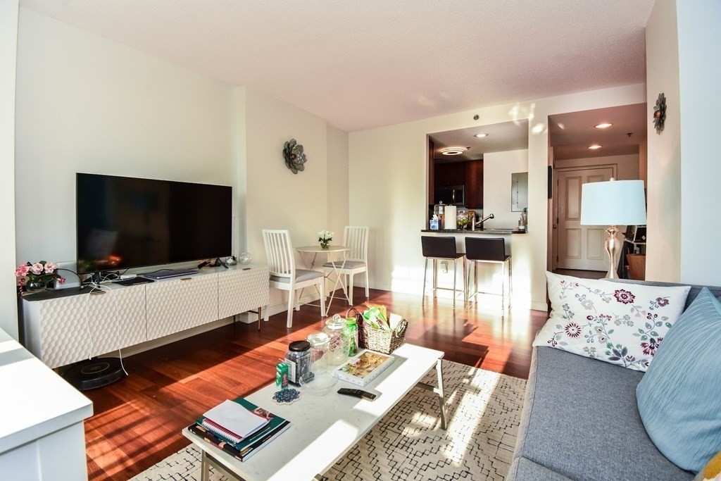 8-12 Museum Way, East Cambridge