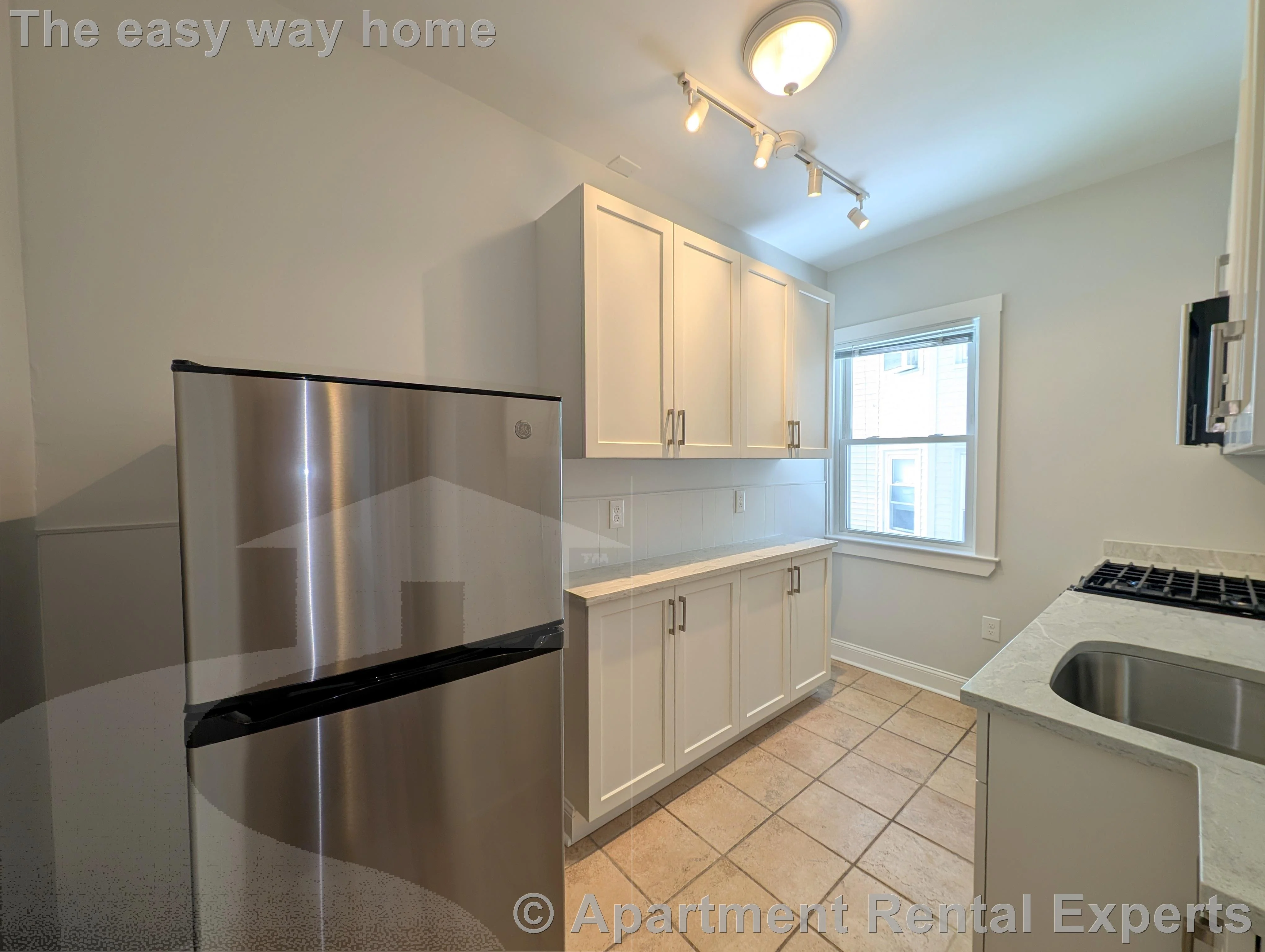 69 Raymond Ave, Tufts