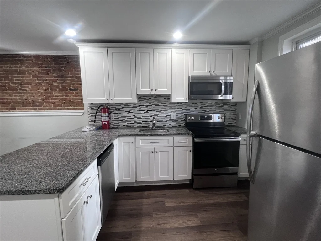 315 Meridian St, East Boston