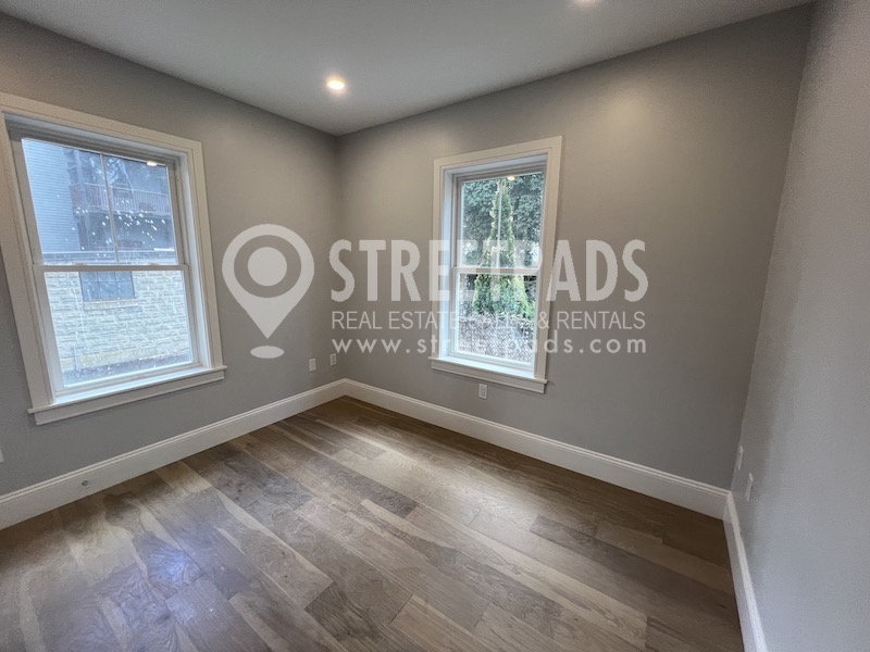 51 Fairbanks St, Brighton