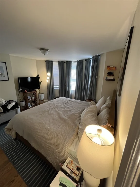 554 East Broadway, South Boston