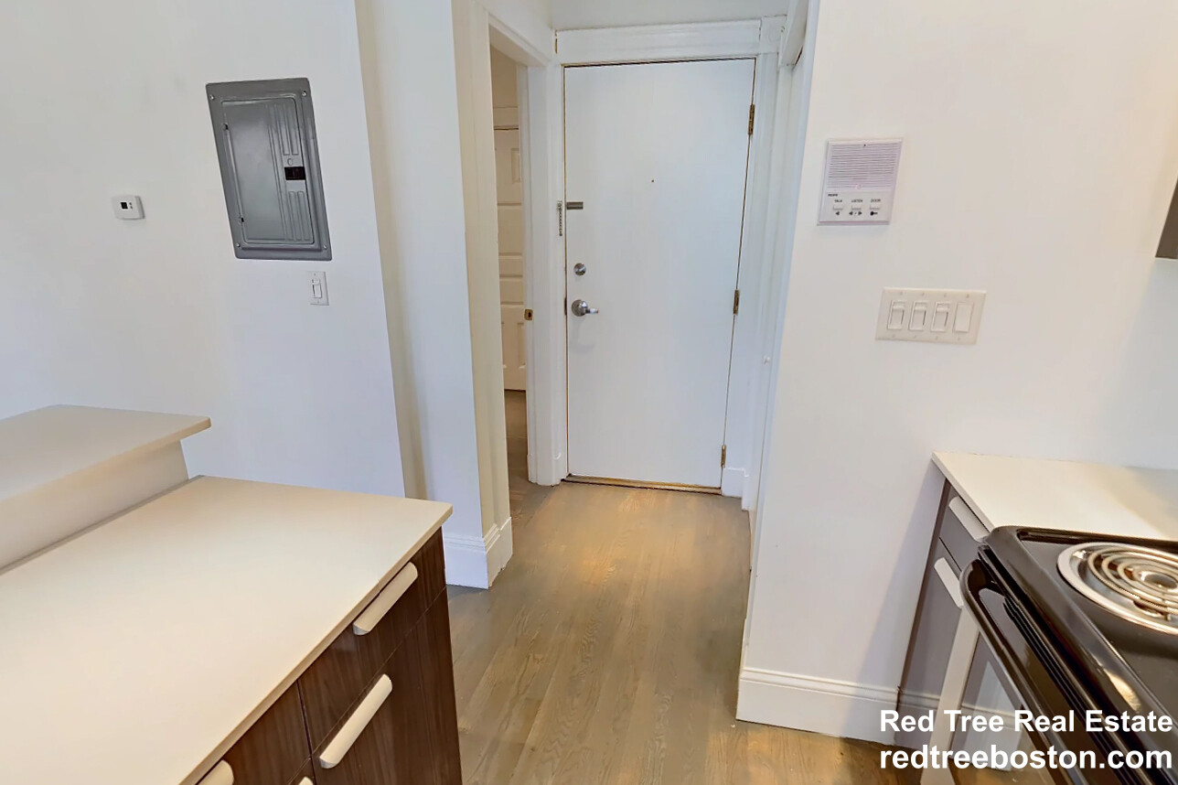 51 Massachusetts Ave, Back Bay