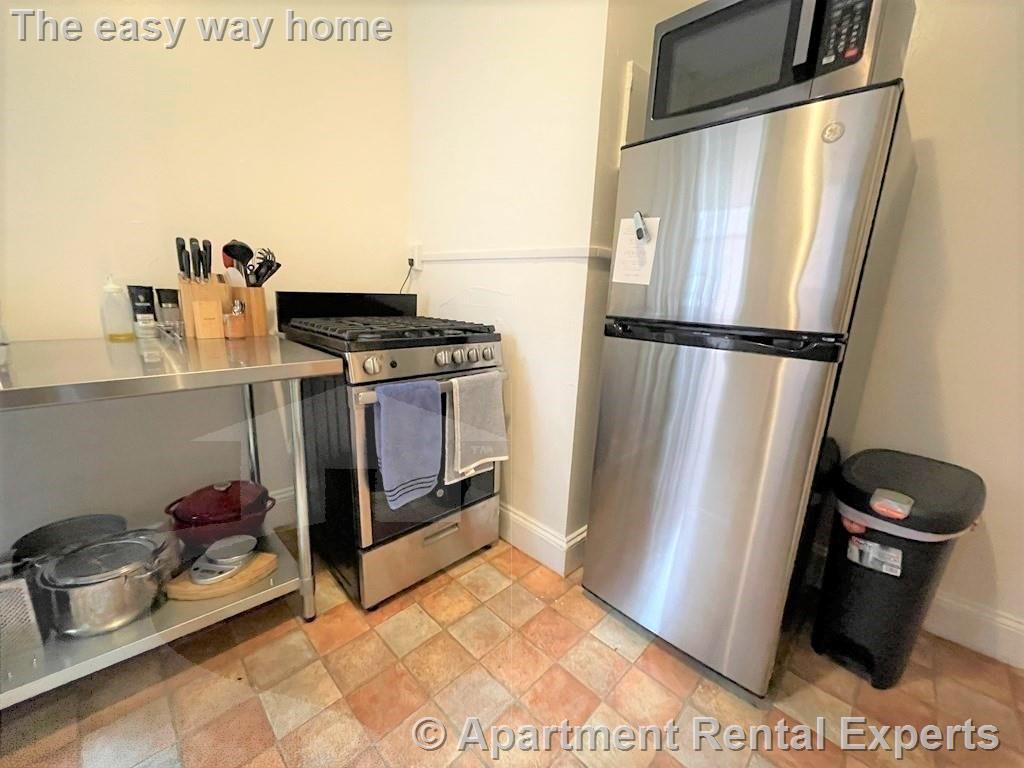 71 Martin St, Harvard Square