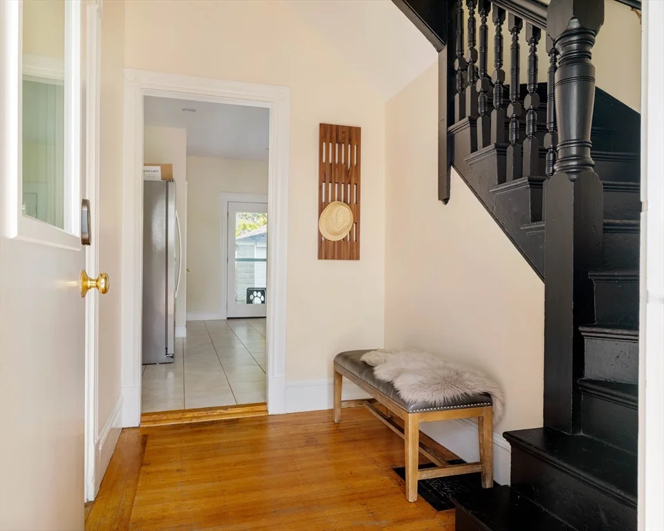 87 College Ave, Medford