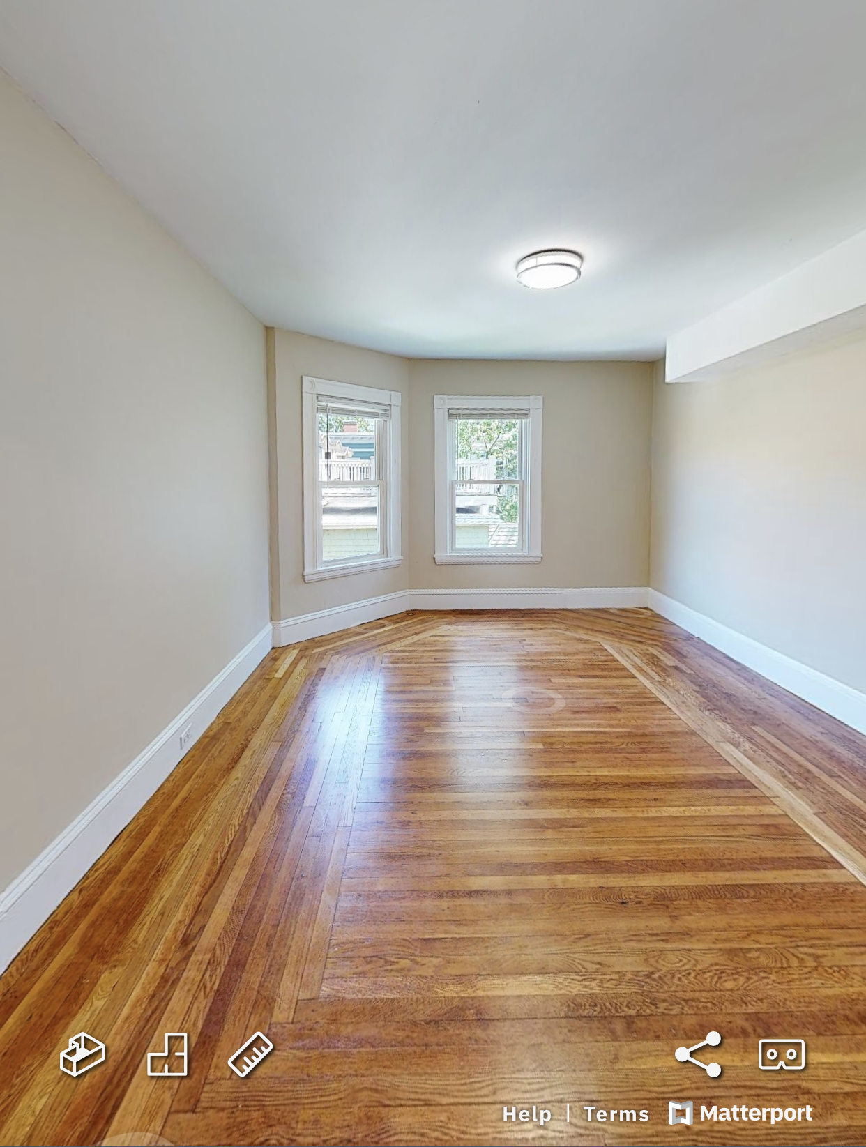 1590 Cambridge St, Mid-Cambridge